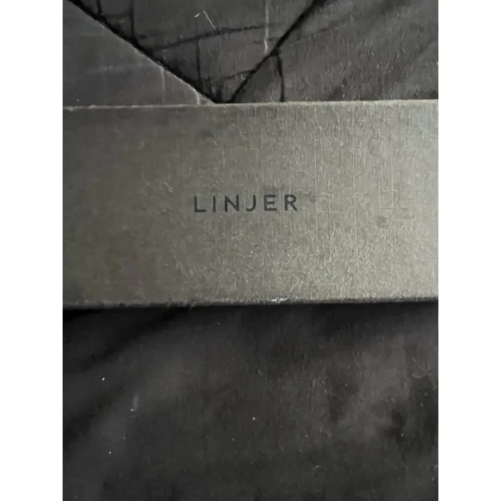 Linjer Model 40 Minimalist Watch Swiss Quartz Sapphire Crystal Black Leather Box